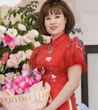 Hoàng Thủy - NGÂN HÀNG TMCP VIỆT NAM THỊNH VƯỢNG